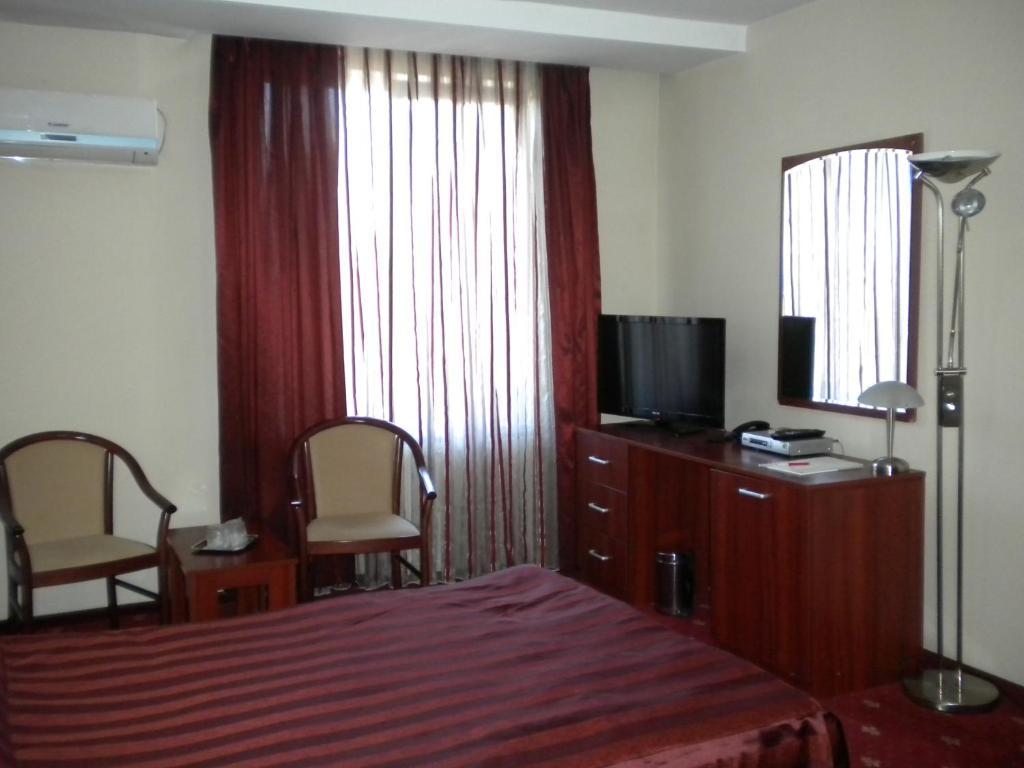 Hotel Ary Kolozsvár Szoba fotó