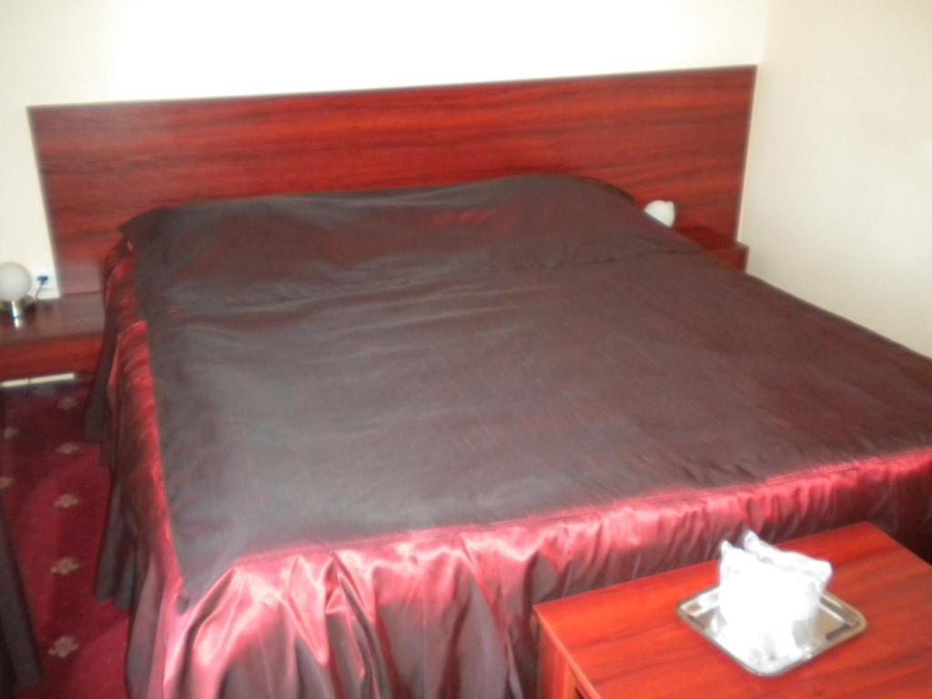 Hotel Ary Kolozsvár Szoba fotó